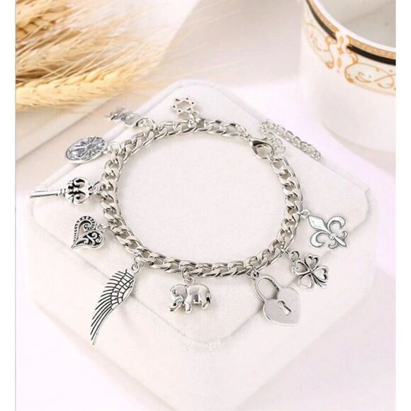 Charm bracelet - Picture 5 of 5